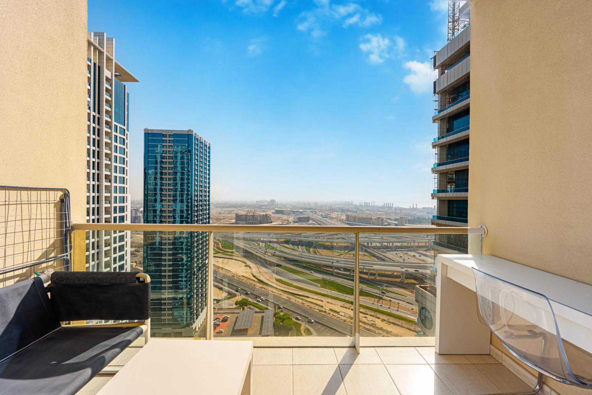 Splendid Close To Jbr Appartement